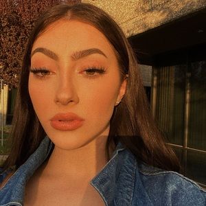 Meet your Posher, Alexa